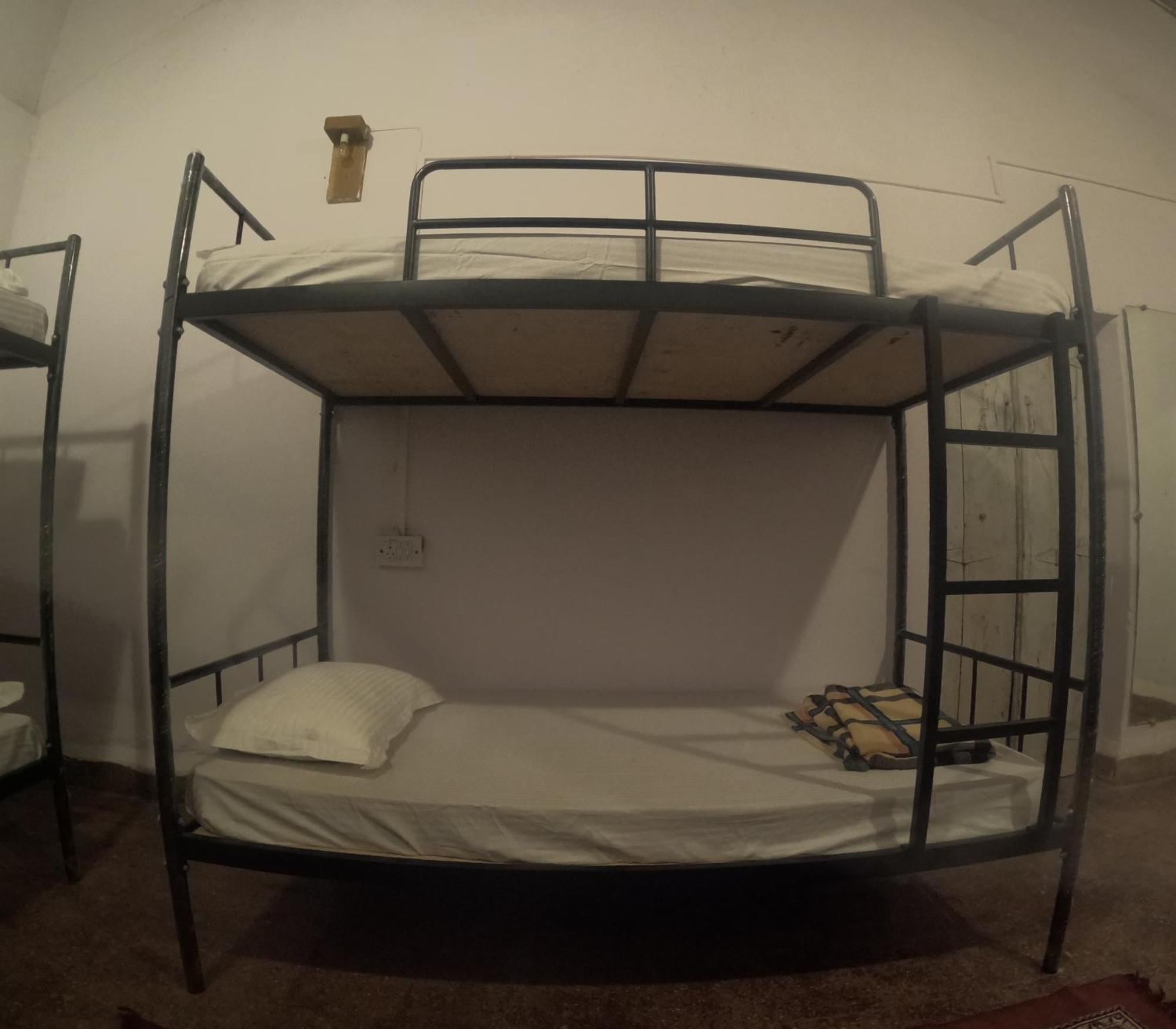 Streetmates Hostel Анжуна Екстер'єр фото