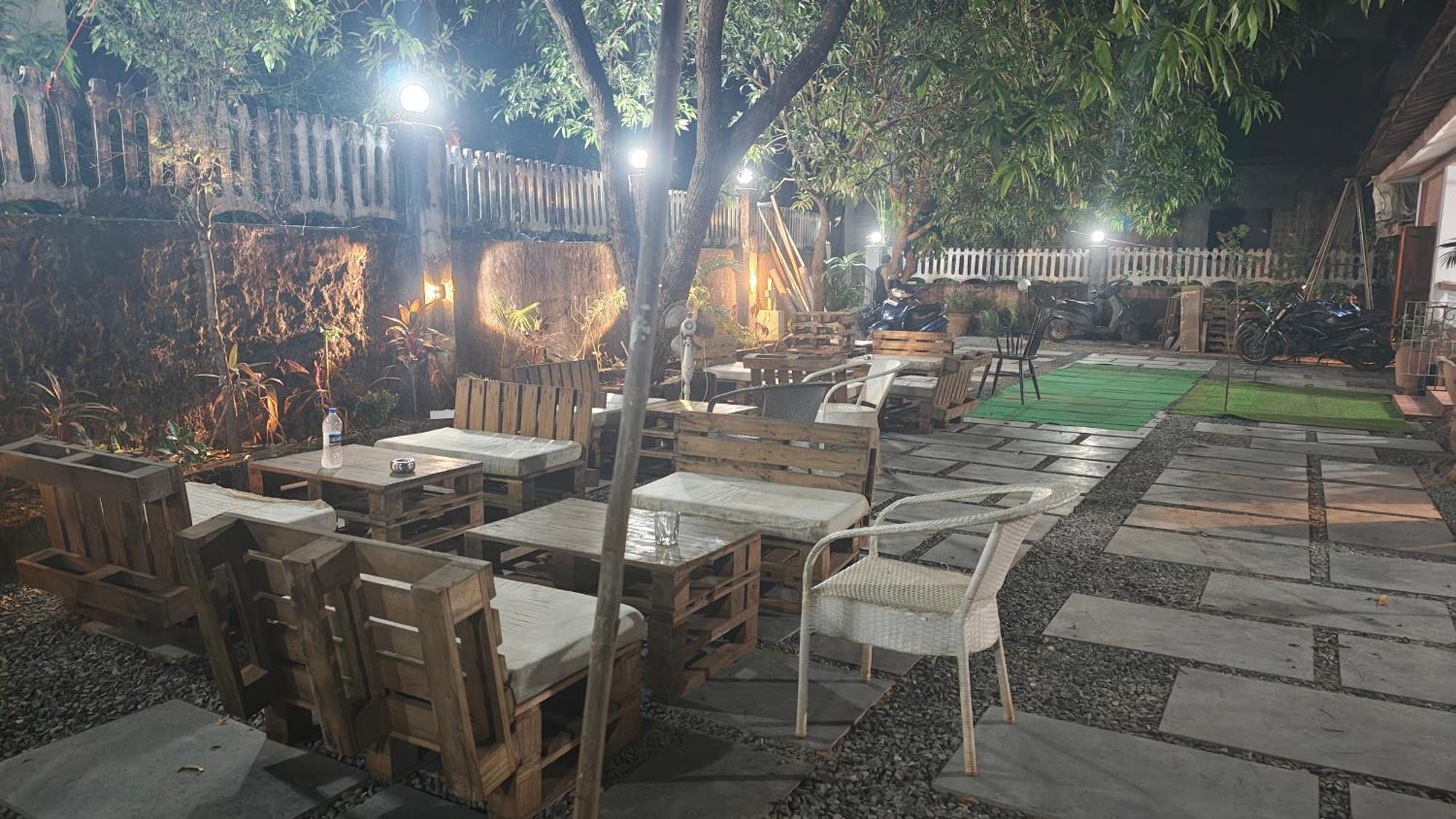 Streetmates Hostel Анжуна Екстер'єр фото