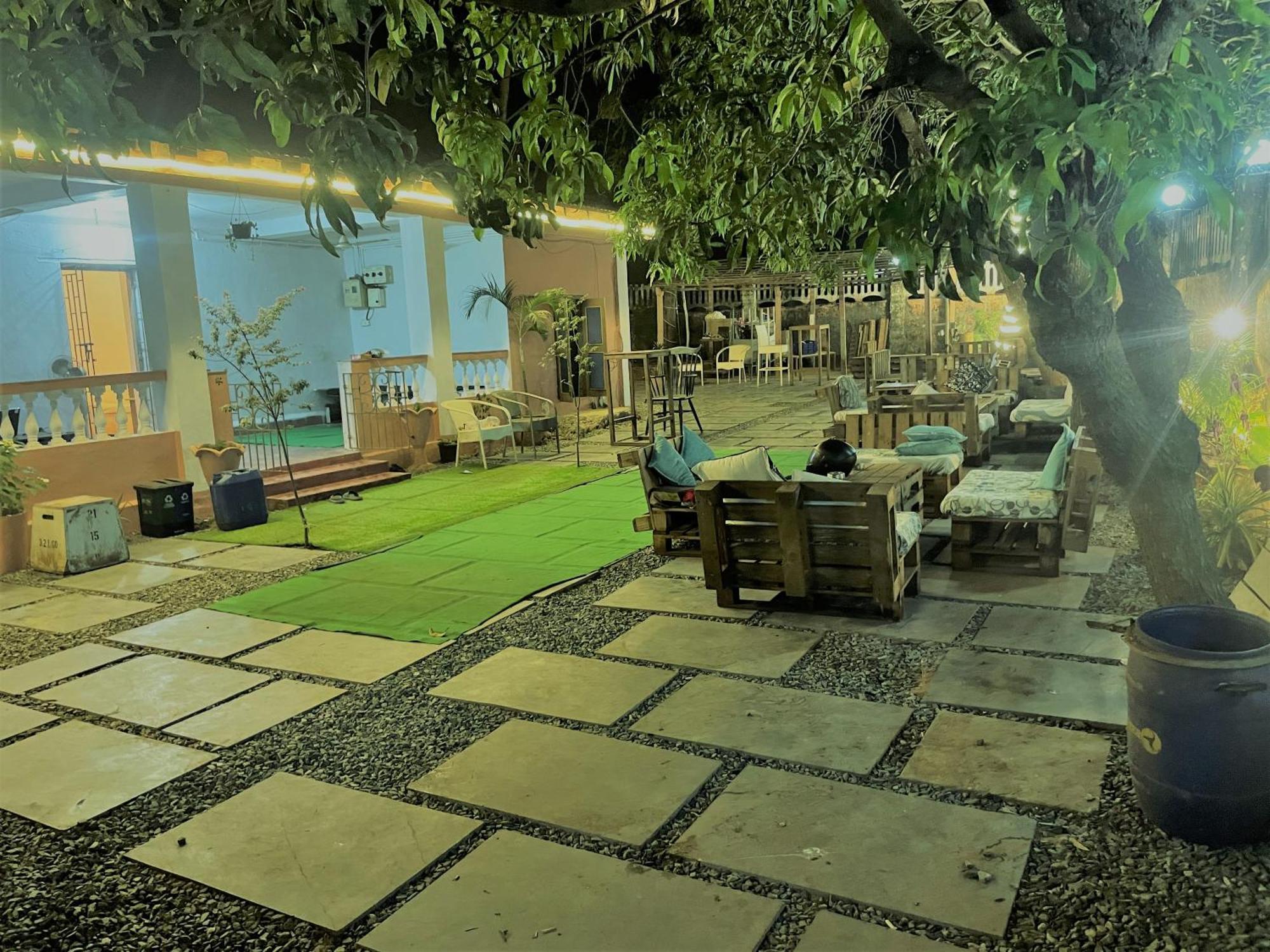 Streetmates Hostel Анжуна Екстер'єр фото